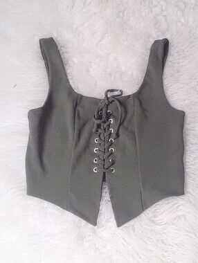 Moa Moa Low High Crop Top Size M